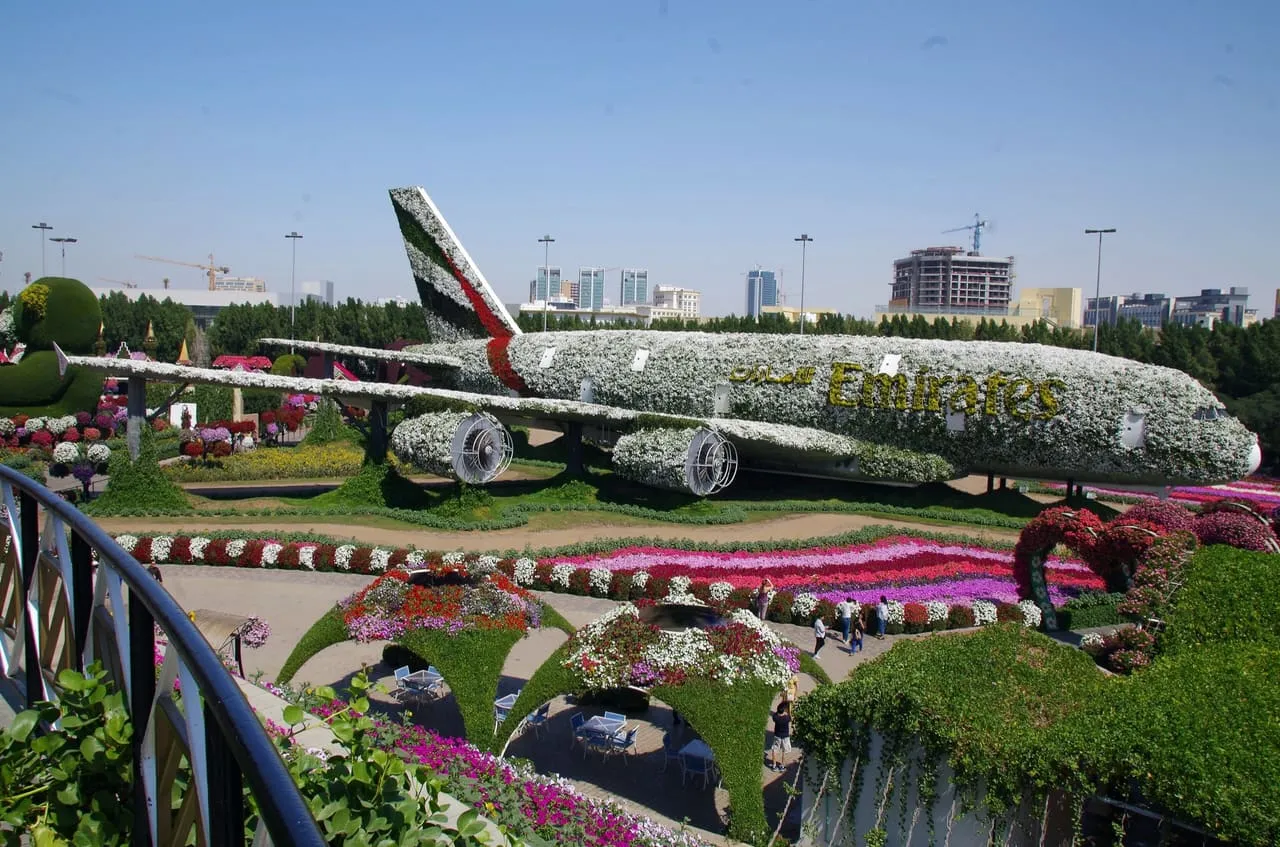 The full-size Emirates A380 covered in flowers at Dubai Miracle Garden